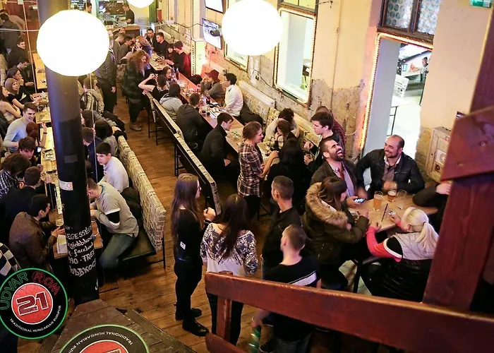 Hostel Party At Udvarom Budapešť