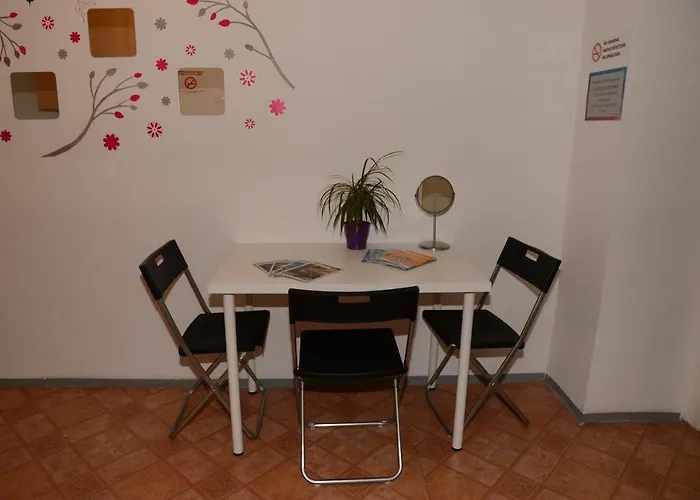 Party At Udvarom Хостел Будапешт