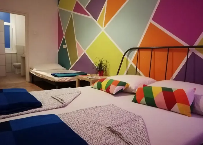 Party At Udvarom Hostel Budapest