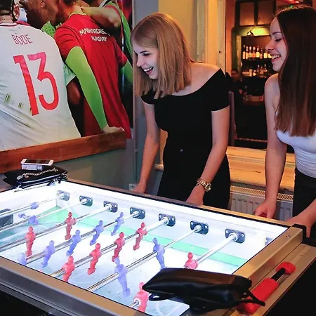 Ostello Party At Udvarom