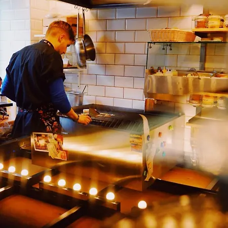 Hostel Party At Udvarom